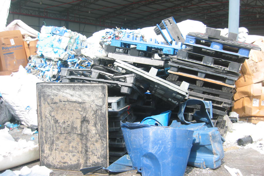 废塑料回收价格.jpg 废塑料回收价格.jpg